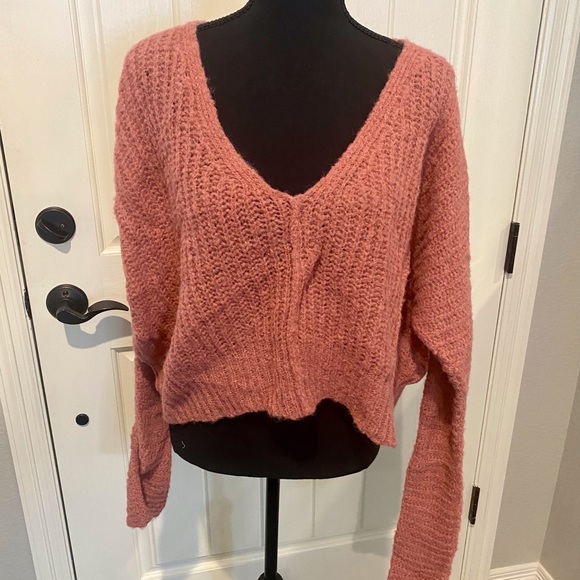 FREE PEOPLE KNIT CROP PULLOVER - Picture 3 of 4